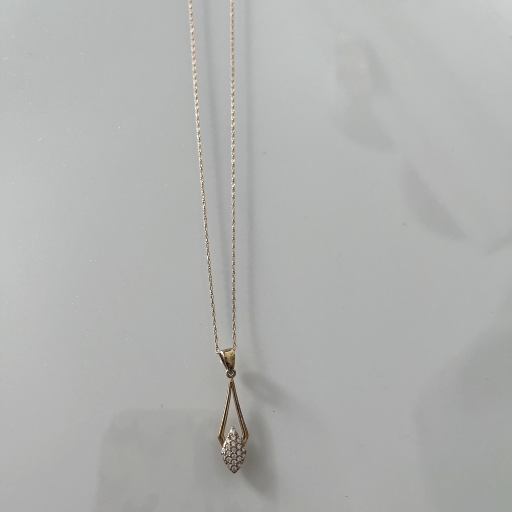 Yellow Gold necklace
